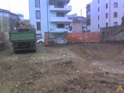  Immagini dal cantiere: fasi di scavo