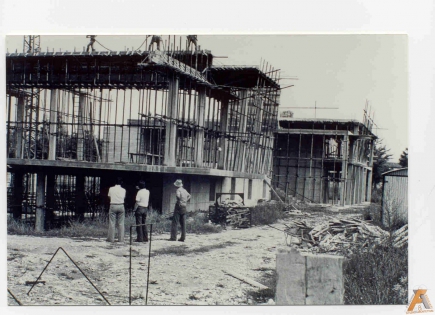  Foto storiche: la costruzione del fabbricato esistente